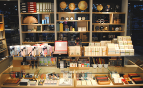 Shop info | Neue 東京ソラマチ店