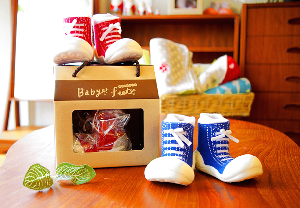 Baby feet Sneakers